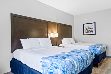 Blue Water Inn  Best Western Signature Edition Sneads Ferry - 2 Queen Beds